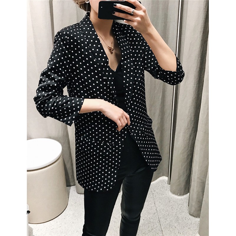 Fashion Black Dots Pattern Decorated Simple Coat Fashion Black Dots Pattern Decorated Simple Coat