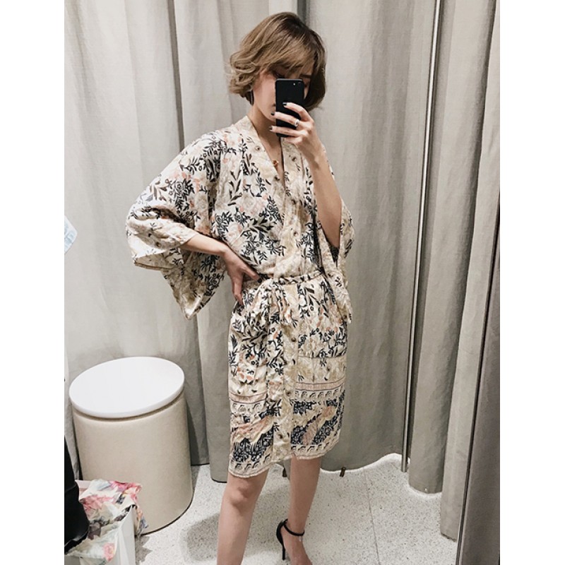 Fashion Beige Flower Pattern Decorated Dress Fashion Beige Flower Pattern Decorated Dress